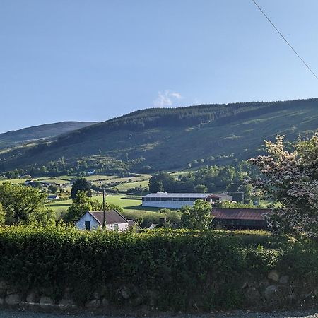 Killeavy Cottage Meigh ภายนอก รูปภาพ