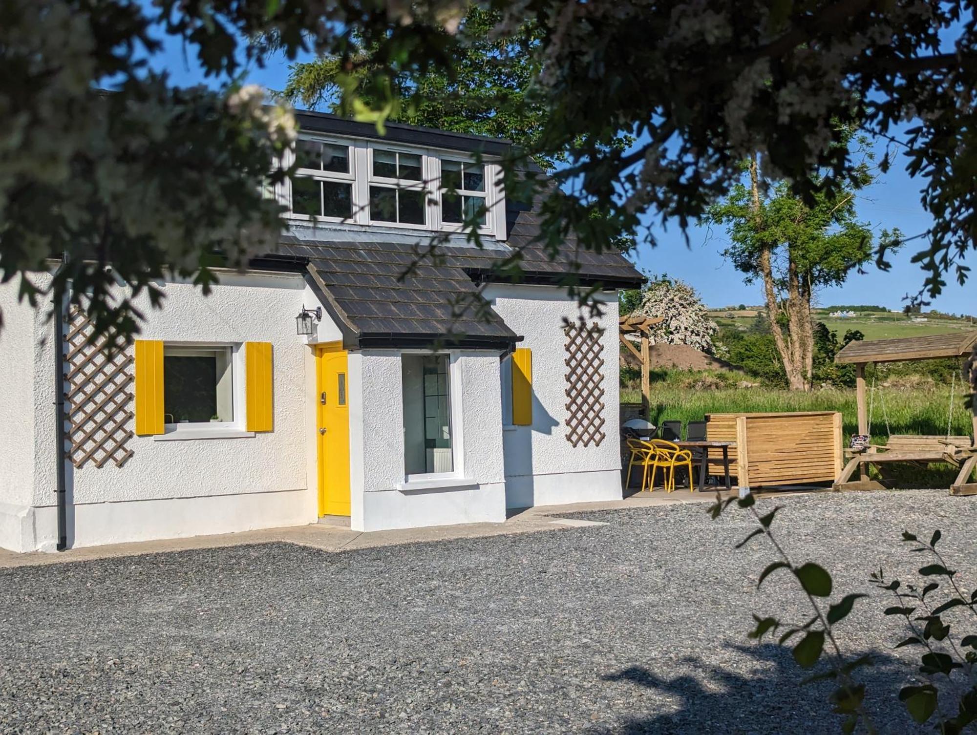 Killeavy Cottage Meigh ภายนอก รูปภาพ